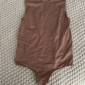 🤎 EUC Skims bodysuit